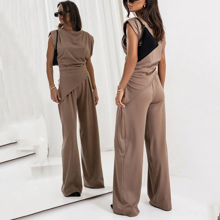 Modern women's co-ord set, blending elegant design with comfortable, versatile fashion. Effortless style.