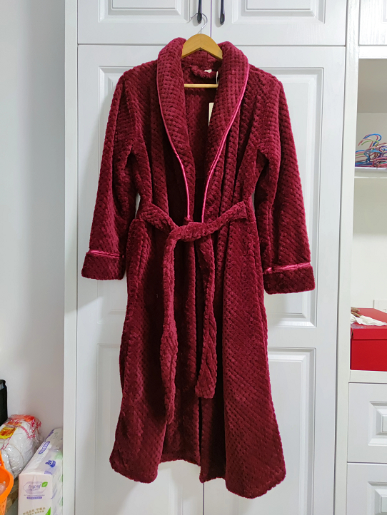 Front view of the Evi plush bathrobe for women, demonstrating its classic shawl collar.