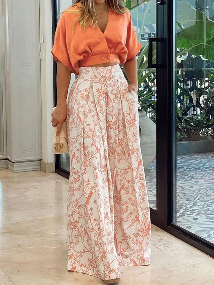 Comfortable and chic women's casual wear: floral two-piece set.