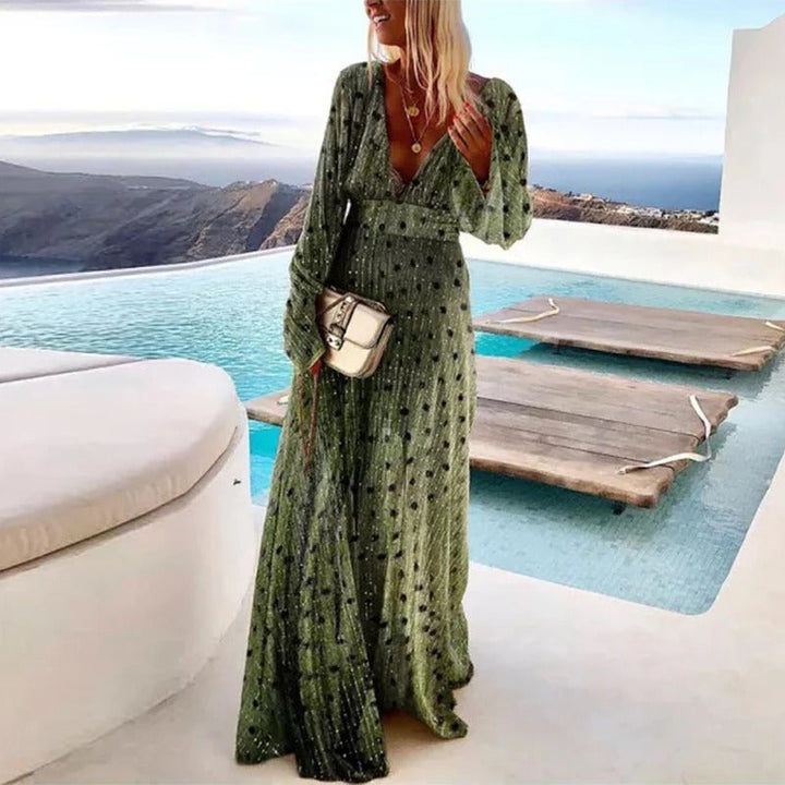 Women's green boho maxi beach dress with V-neck and long sleeves for summer elegance.