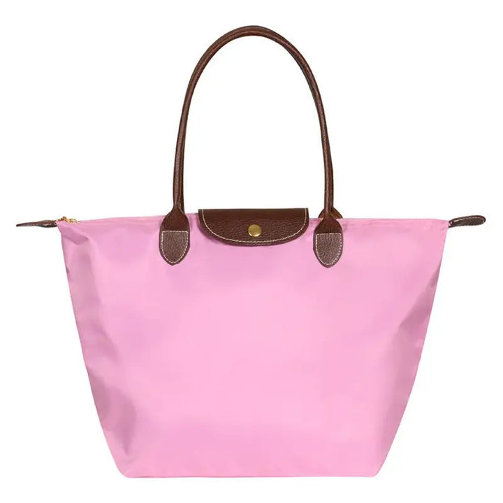 Contemporary women's elegant shoulder bag, a fashionable accessory for modern outfits.