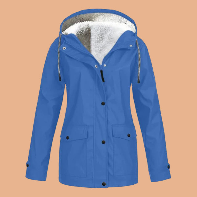 Lifestyle image: Women's utility jacket with hood for stylish and warm winter wear.