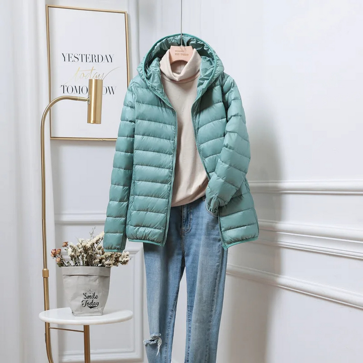 Essential winter outerwear: a comfortable and chic hooded puffer jacket