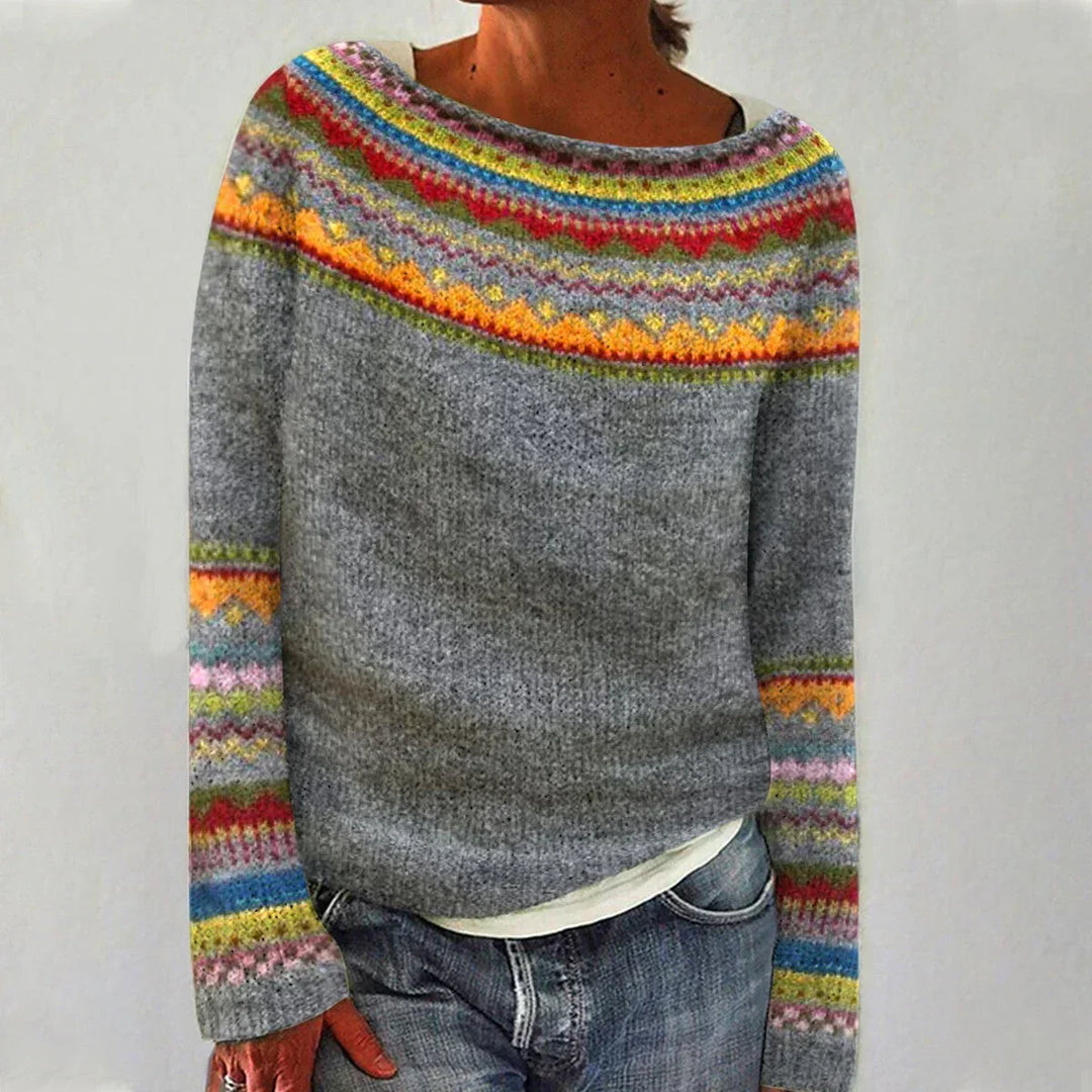 Comfortable women's lightweight pullover sweater, versatile for stylish everyday fashion.
