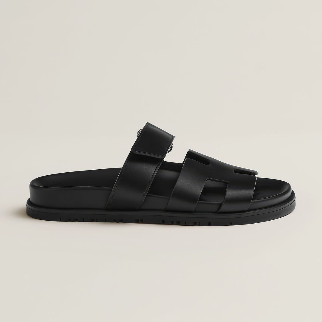 Chic slip-on sandals for women featuring a minimalist cut-out detail