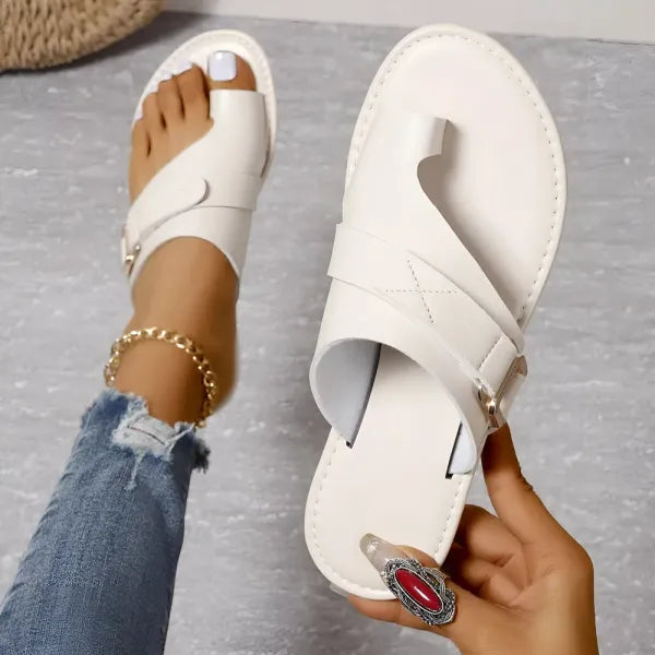 Stylish women's bunion relief sandals with comfortable orthopedic design, perfect for foot health.