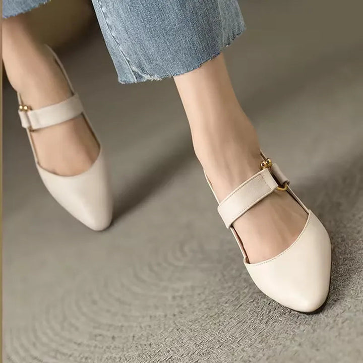 Fashionable women's high heels with orthopedic support, ensuring stylish comfort and foot wellness.