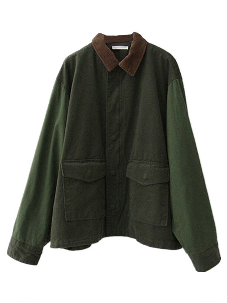 Trendy women's oversized jacket in a comfy design. Perfect ladies fall/winter coat for effortless style.