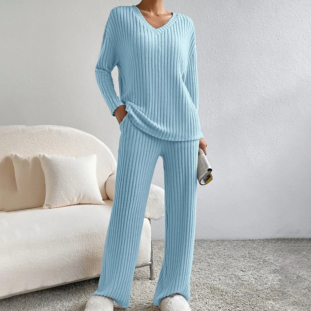 Stylish women's ribbed knit two-piece lounge set. Designed for ultimate comfort & relaxed fashion at home.