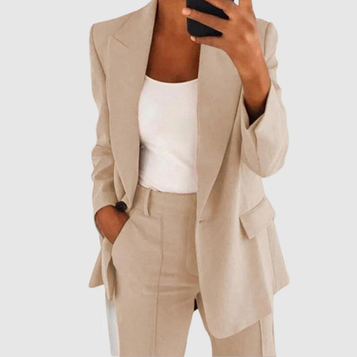 Versatile women's two-piece blazer set for women's fashion. Great for casual chic, stylish ensemble, or modern office wear.