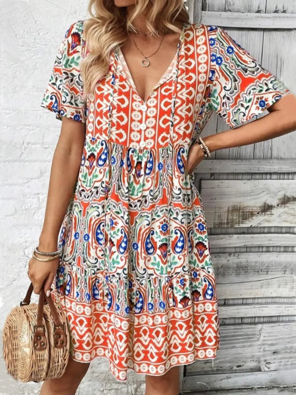 Versatile women's casual dress, great for day or evening