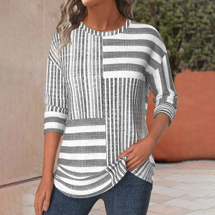Women's soft striped comfort blouse in a relaxed fit, perfect for casual everyday fashion.