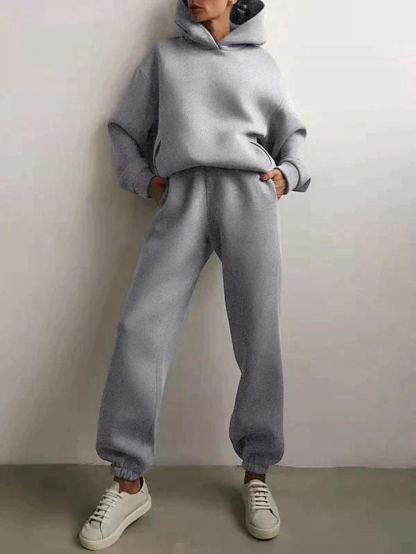 Athleisure two-piece set for women, combining comfort and streetwear style.