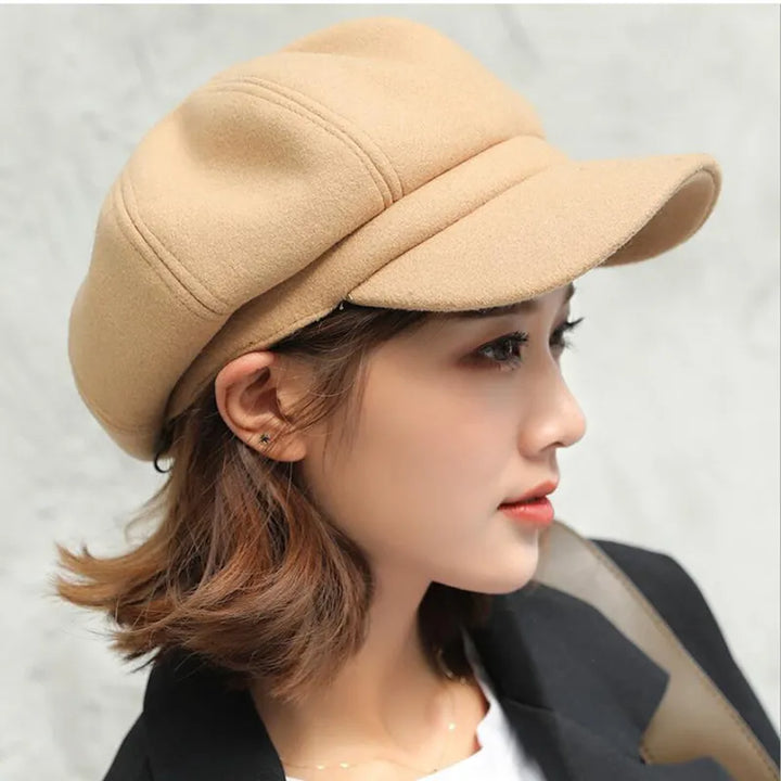 Women's vintage cotton balloon hat, retro winter warm fashion accessory, Verna style.