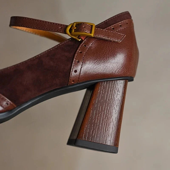 Comfortable and fashionable women's pumps with a classic square toe design