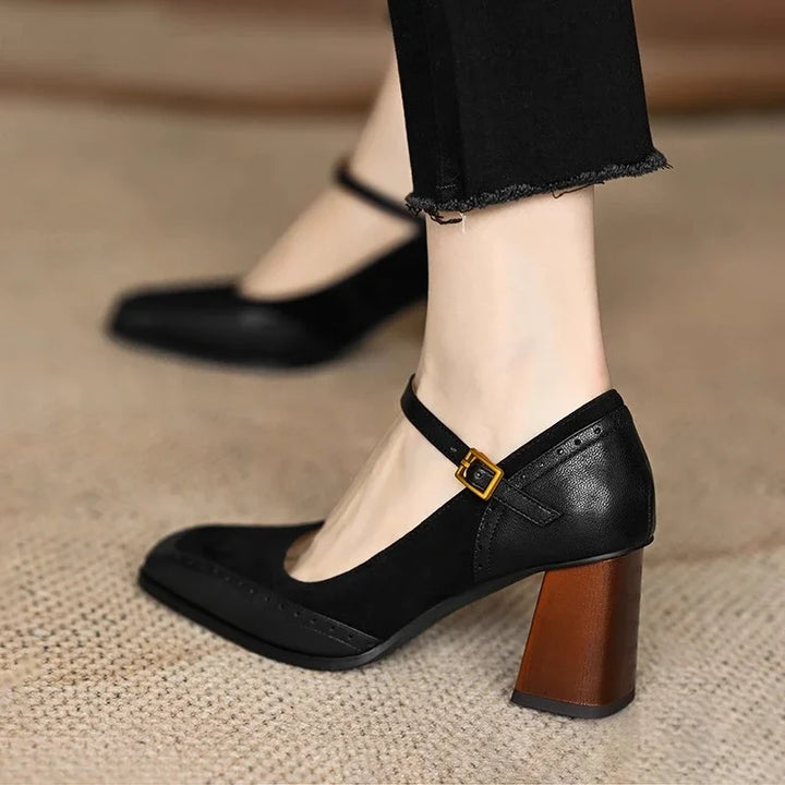 Women's Florence pumps showcasing vintage style with a sturdy block heel