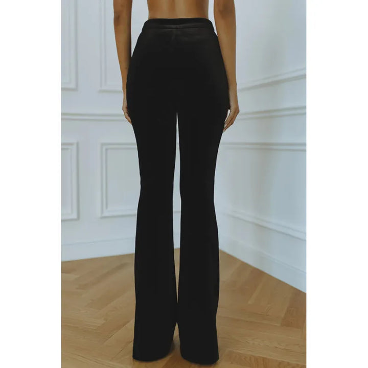 Versatile women's workwear co-ord featuring a smart blazer and chic flare trousers for any office.