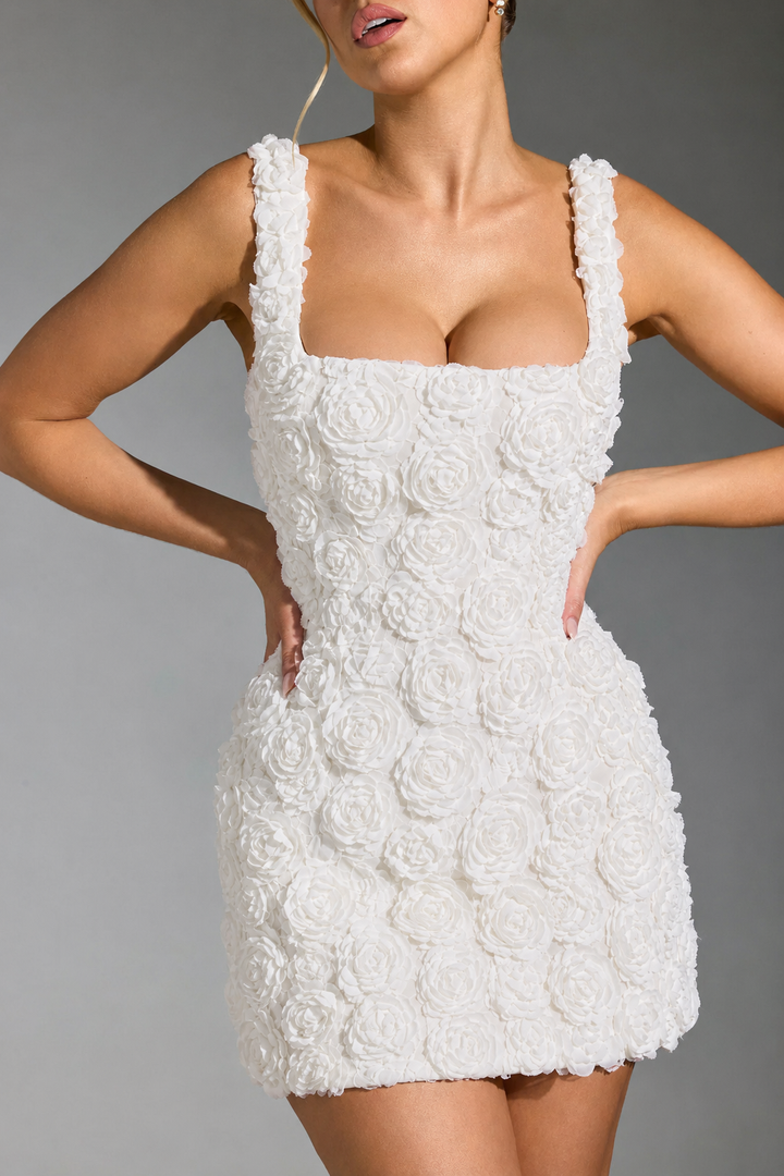 Elegant women's cocktail dress: 3D floral corset mini with stylish square neck, ideal for summer parties.