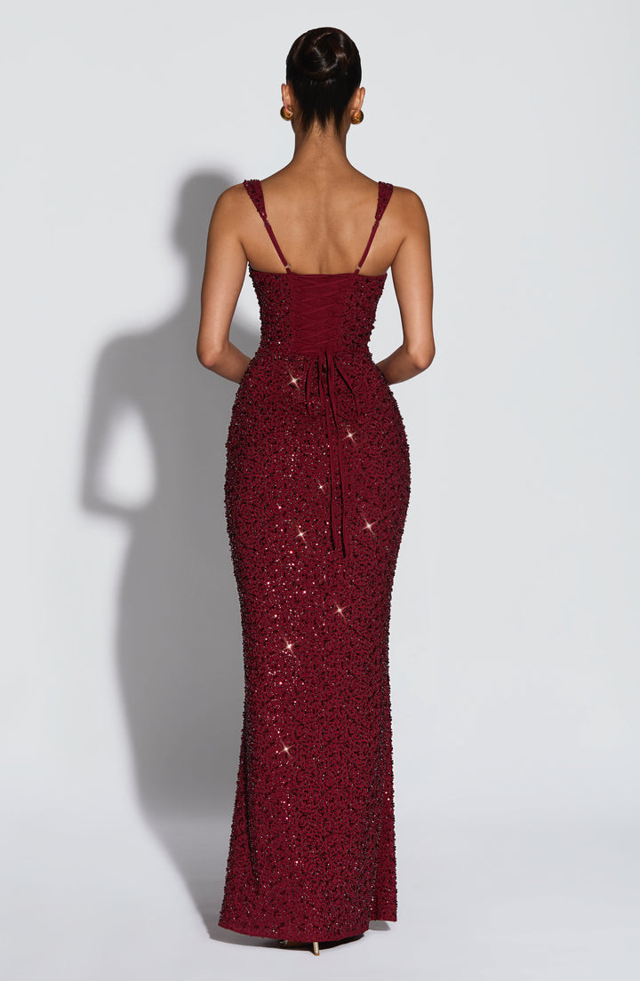 Sparkling sequin maxi evening gown for women, featuring an elegant square neck, ideal for prom or parties.