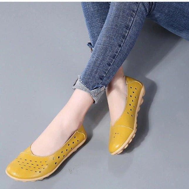 Casual women's flats, wide fit slip-on for bunions. Features Ortholite for ultimate comfort & support.