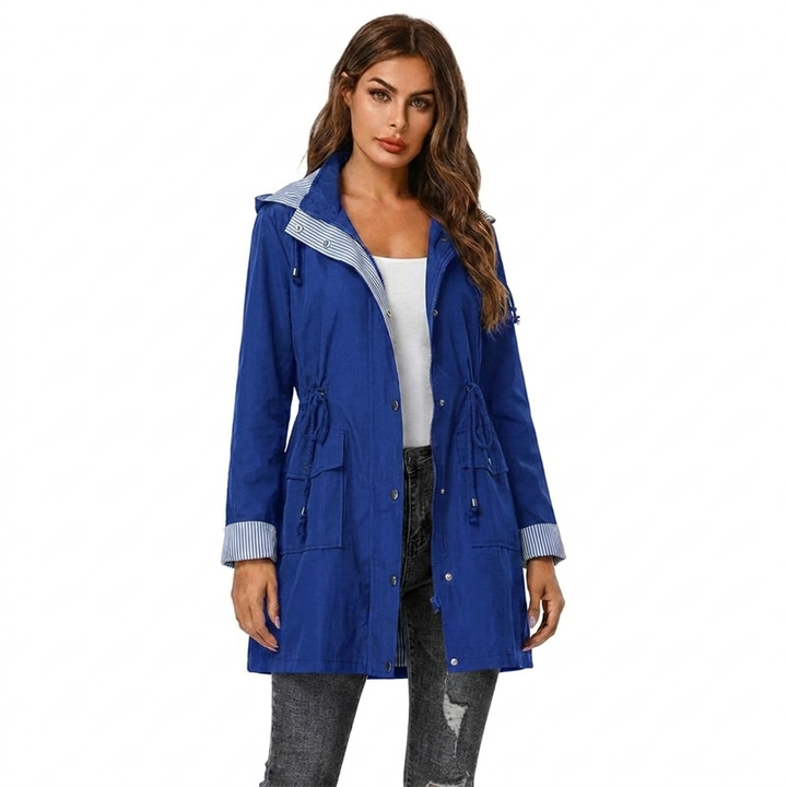 Elegant women's long hooded rain jacket with snap front. Ideal for light rain, offering stylish and versatile protection.