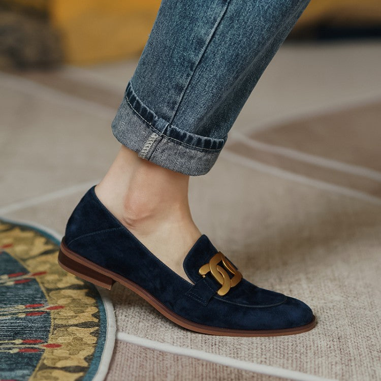 Women's elegant slip-on loafers with chic gold chain trim, perfect for work or casual wear.