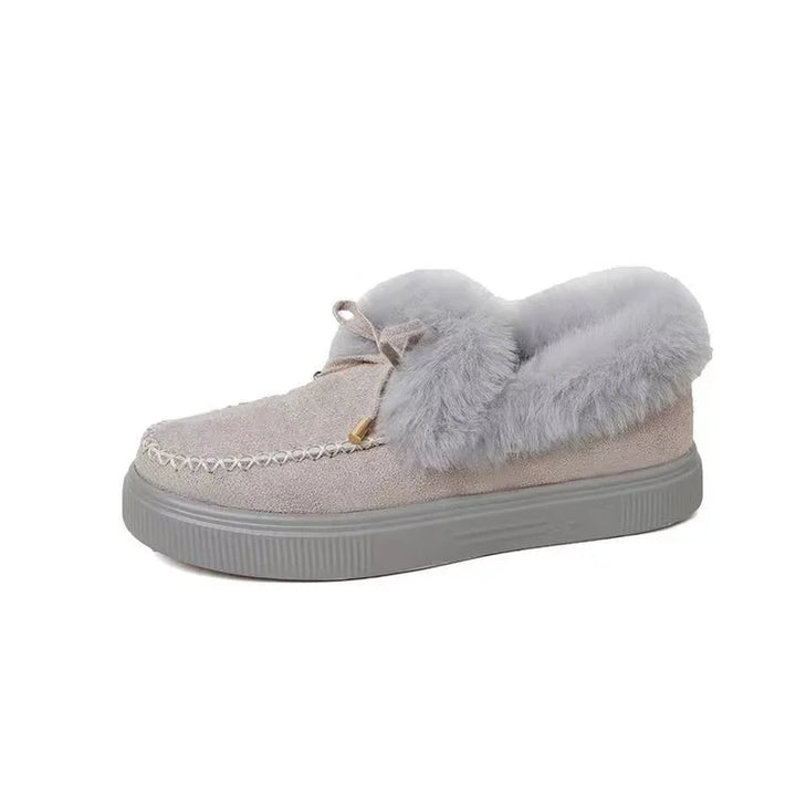 Easy slip-on women's platform loafers, cozy fluffy lining for ultimate winter comfort.