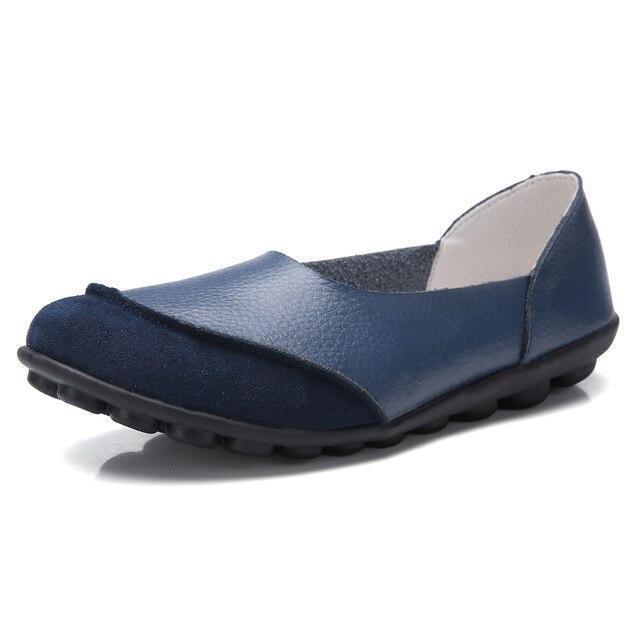 Versatile women's wide fit moccasins, bunion shoes for casual elegance & comfort.