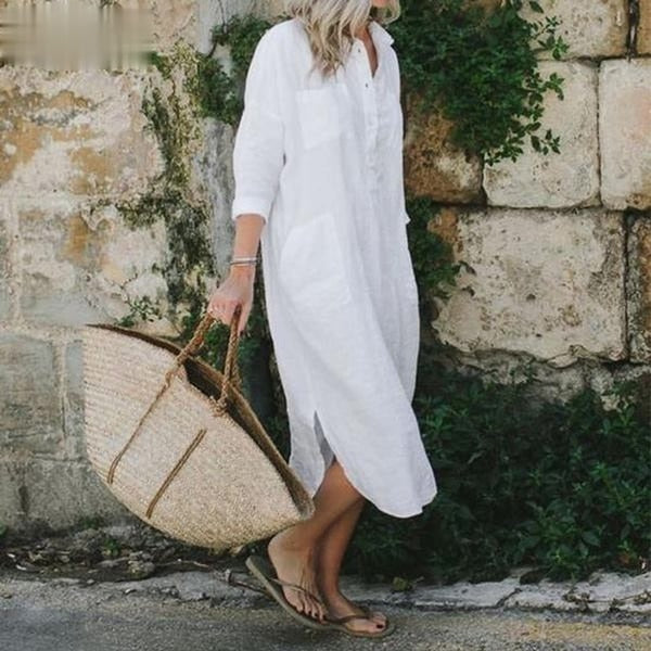 Collared button-down oversized shirt dress for women. Versatile, chic, ideal for summer and relaxed outings.