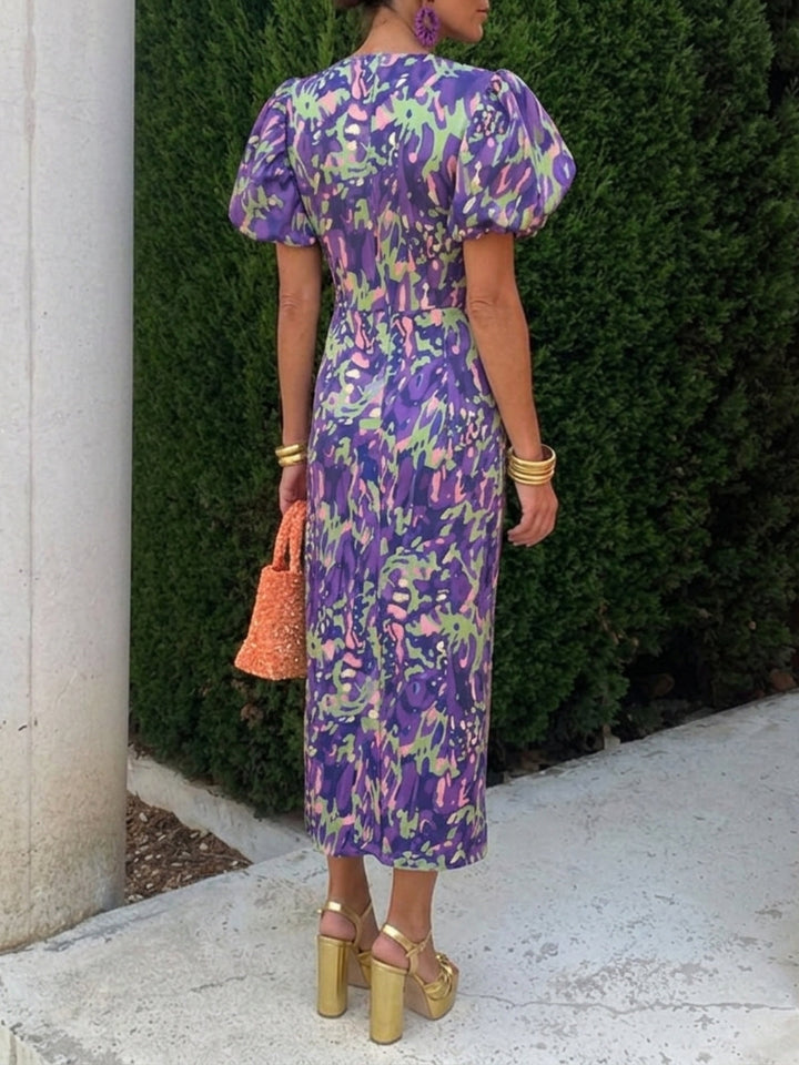 Women's occasion wear: elegant floral midi dress, puff sleeves, V-neck, ideal for races/weddings.
