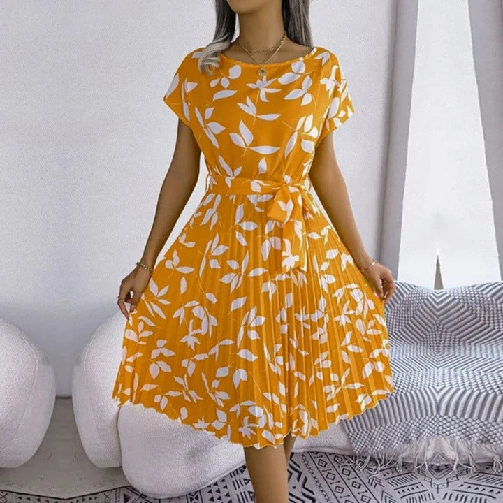Comfortable women's floral midi summer dress with a stylish tie waist, great for various casual occasions.