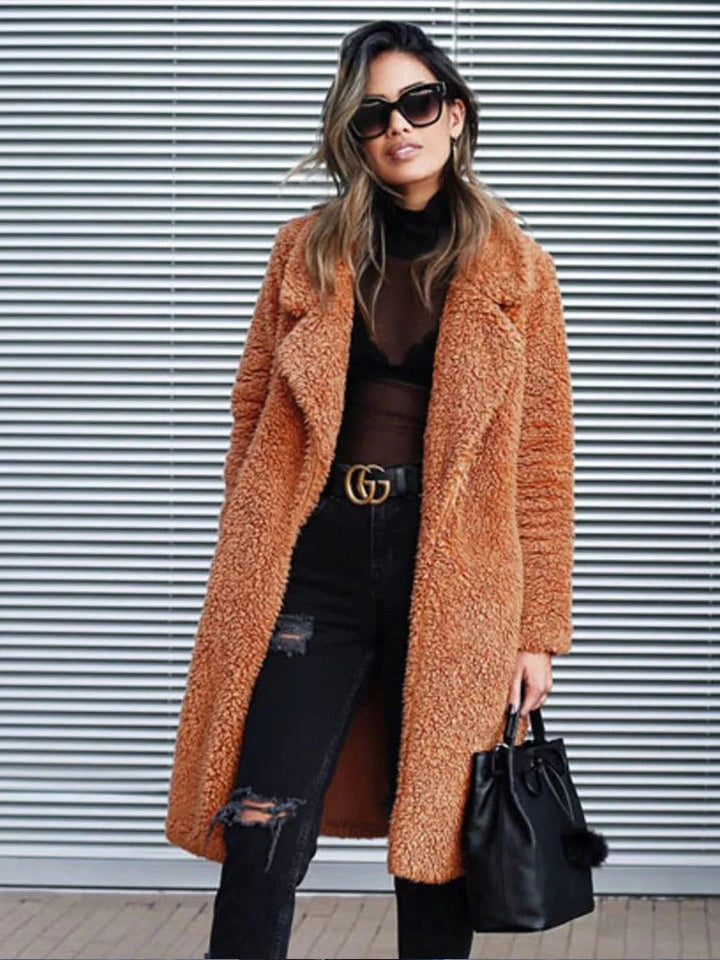 Chic winter look: Womens Isla long teddy coat, warm and trendy.