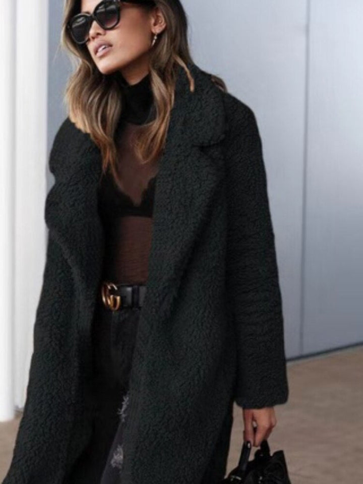 Cozy fashion: Isla long teddy coat for women, perfect warm jacket.