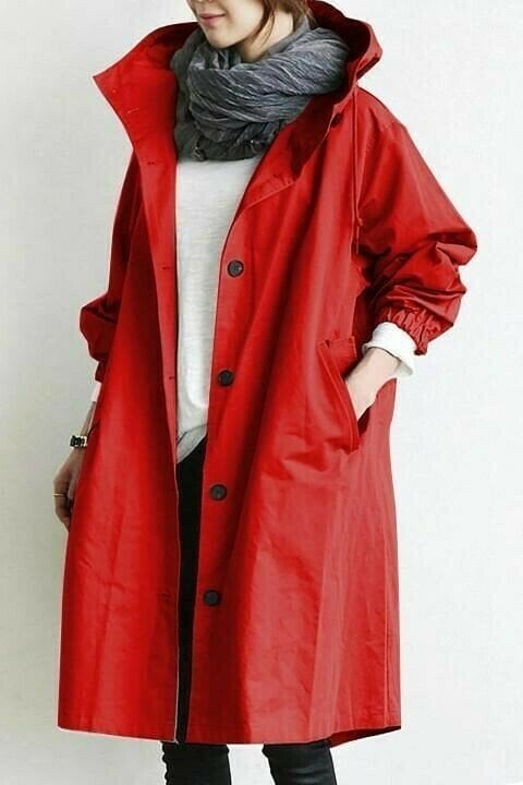 Oversized women's Aurora Windbreaker. A stylish, lightweight, and waterproof jacket, perfect for casual layering.