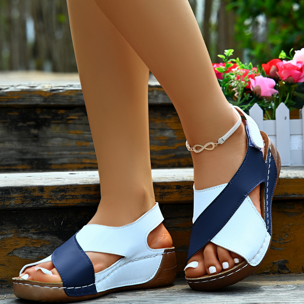 Yola women's comfort sandals, perfect for everyday wear. Lightweight & versatile summer footwear.