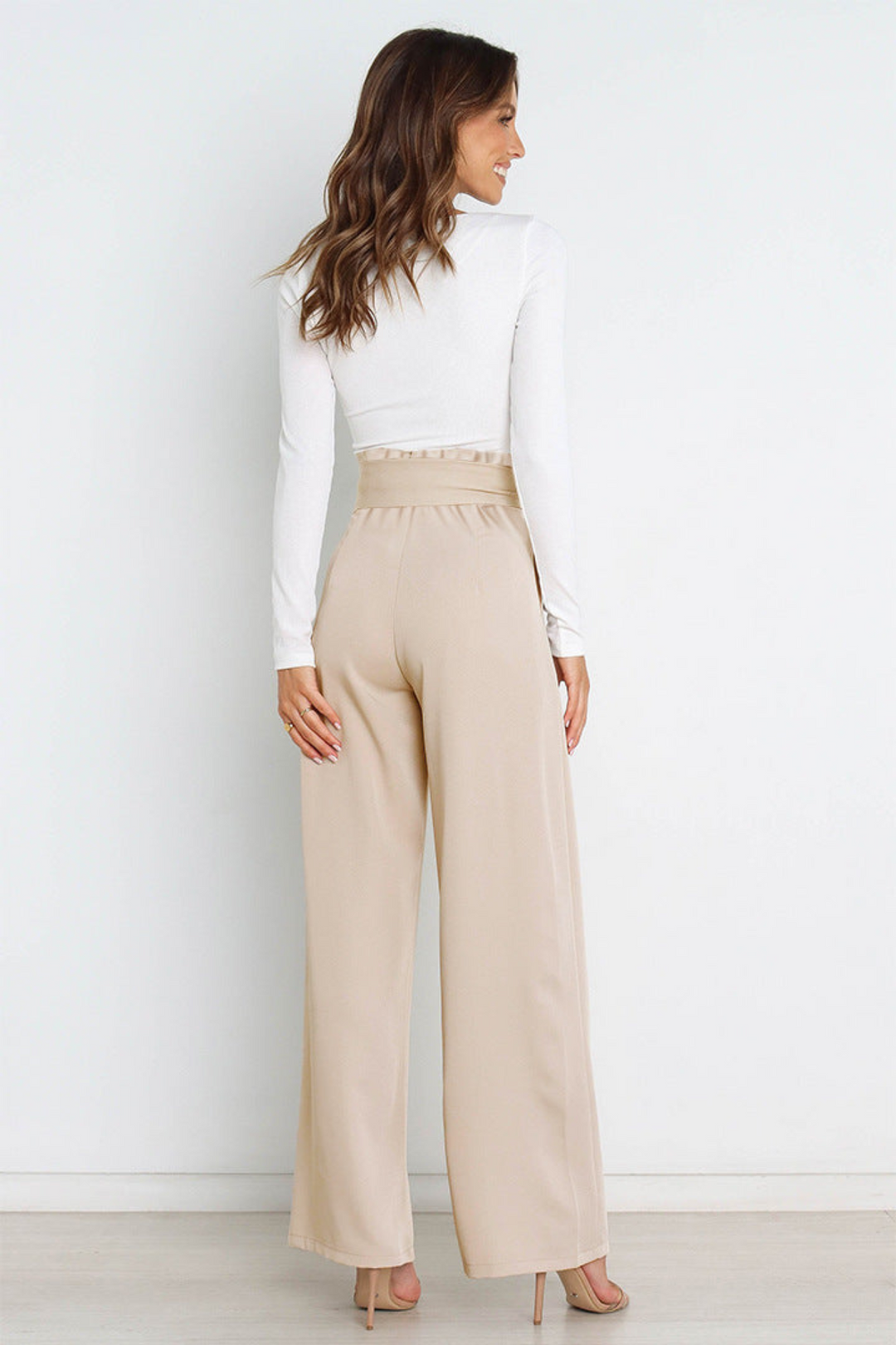 Elegant women's wide leg linen pants with belt, high waist, comfortable, casual chic style.